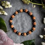 Natural 5 Mukhi Rudraksha Bracelet with Black Onyx 8mm – Unisex | Wealth & Health Attractor | Lab Certified 🔱